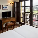 The Island Hotel 2*