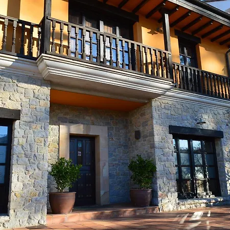 The Island Hotel 2*