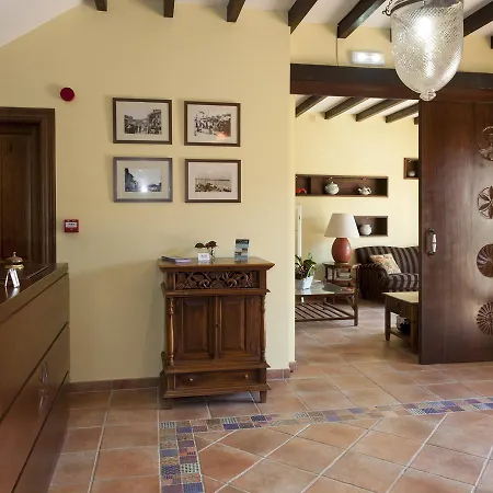 Hotel The Island La Isla