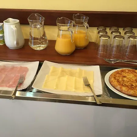 The Island 酒店 2*