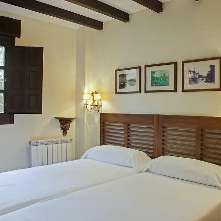 The Island Hotel La Isla